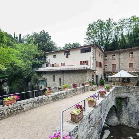 Apartment In Loro Ciufferna With Communal Terrace Loro Ciuffenna