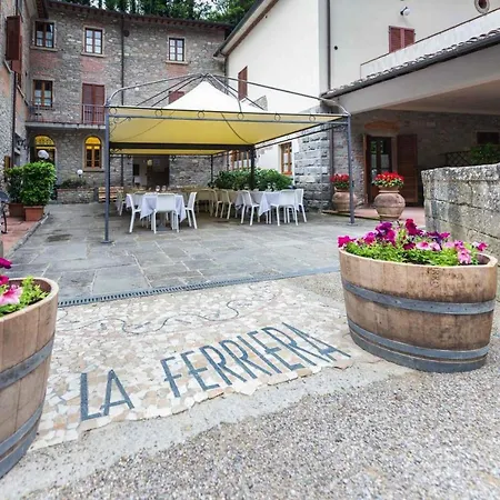 In Loro Ciufferna With Communal Terrace Loro Ciuffenna